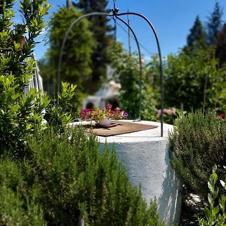 Maren Nizza Monferrato